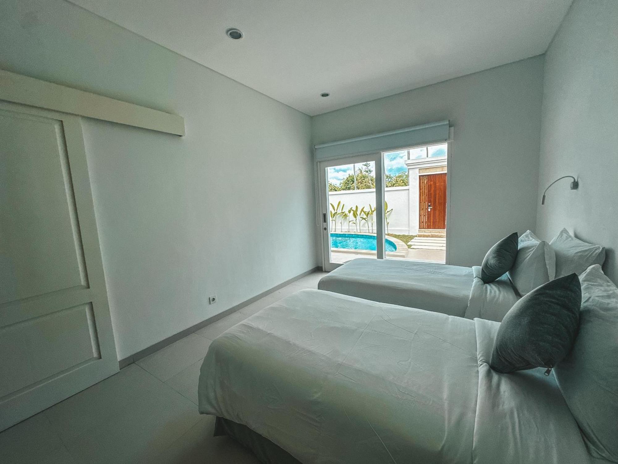 Tropik Resort Lombok Selong Belanak Room photo